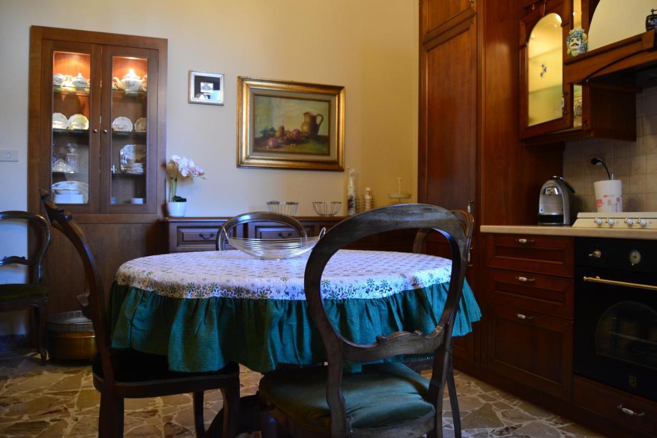La Maison De Lavinia Катания Екстериор снимка